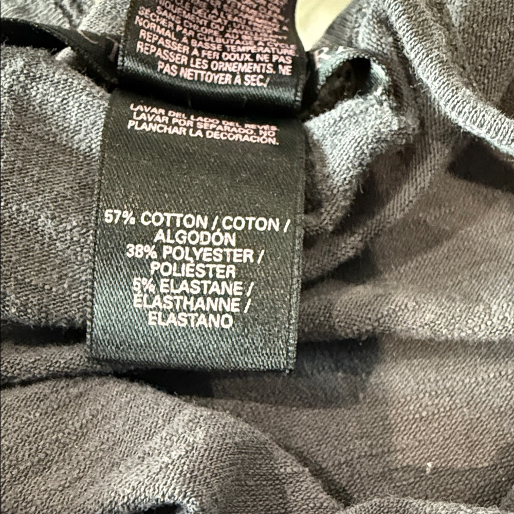 Victoria's Secret Gray Pajama Set with Gold Accents. Size M. - Picture 6 of 12